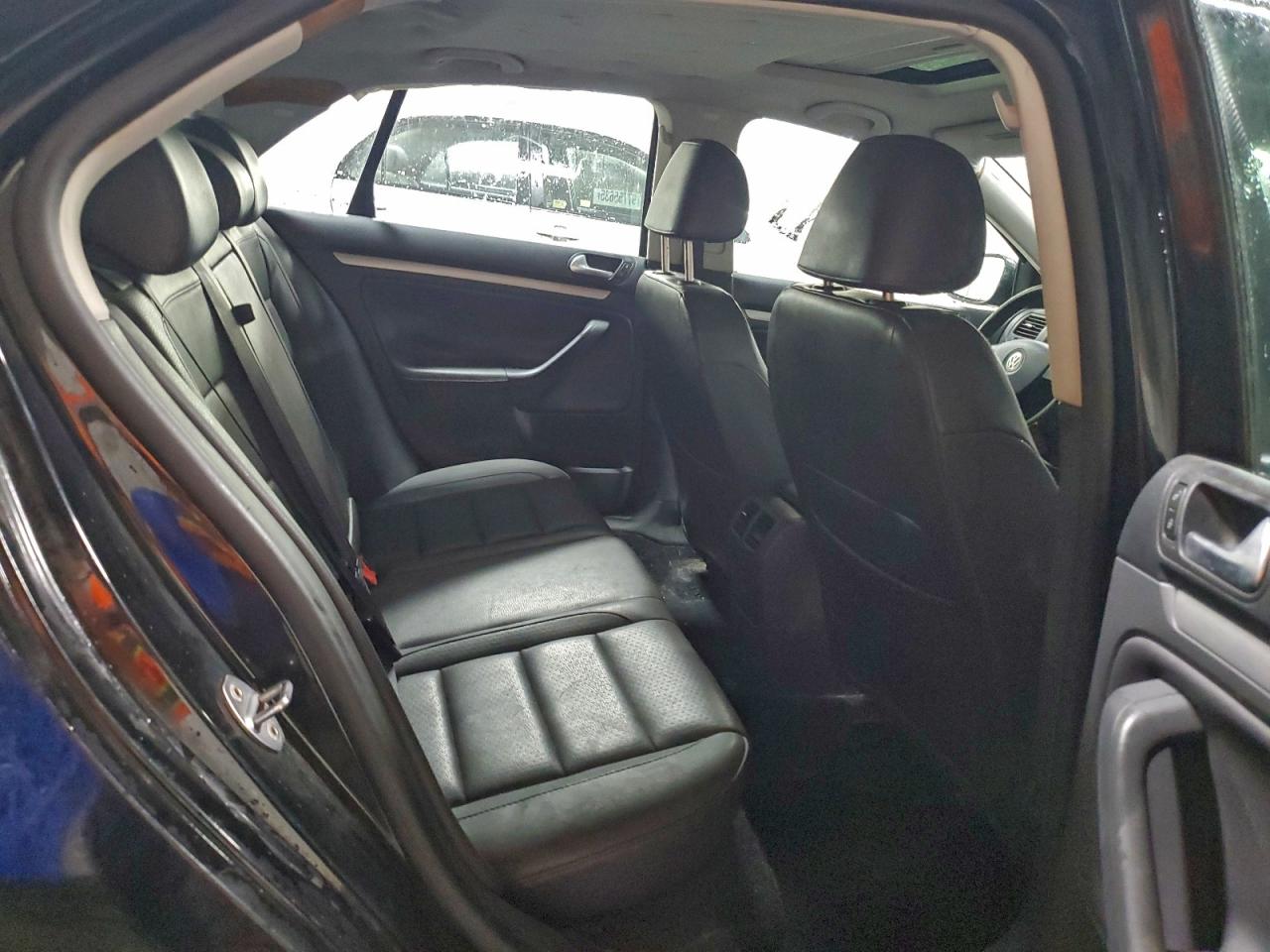 Volkswagen Jetta Wolfsburg Image 9