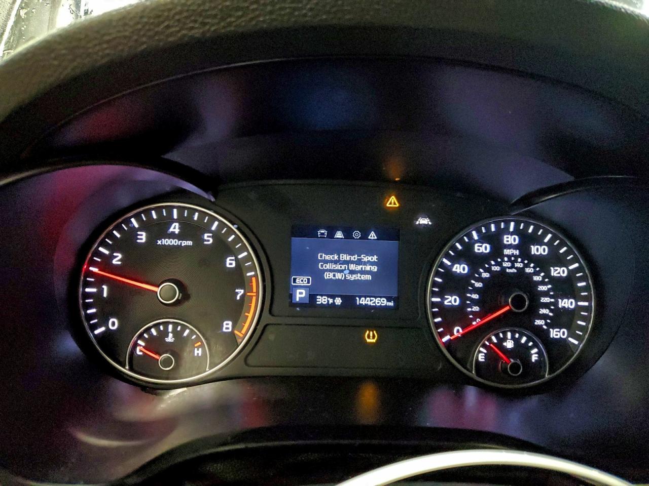 Kia Optima Lx Image 11