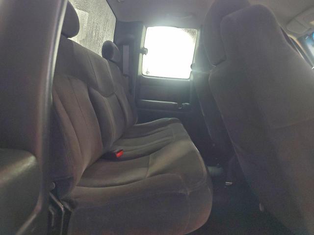 Chevrolet Silverado K1500 Image 5