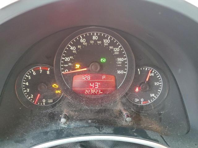 Volkswagen Beetle Image 8