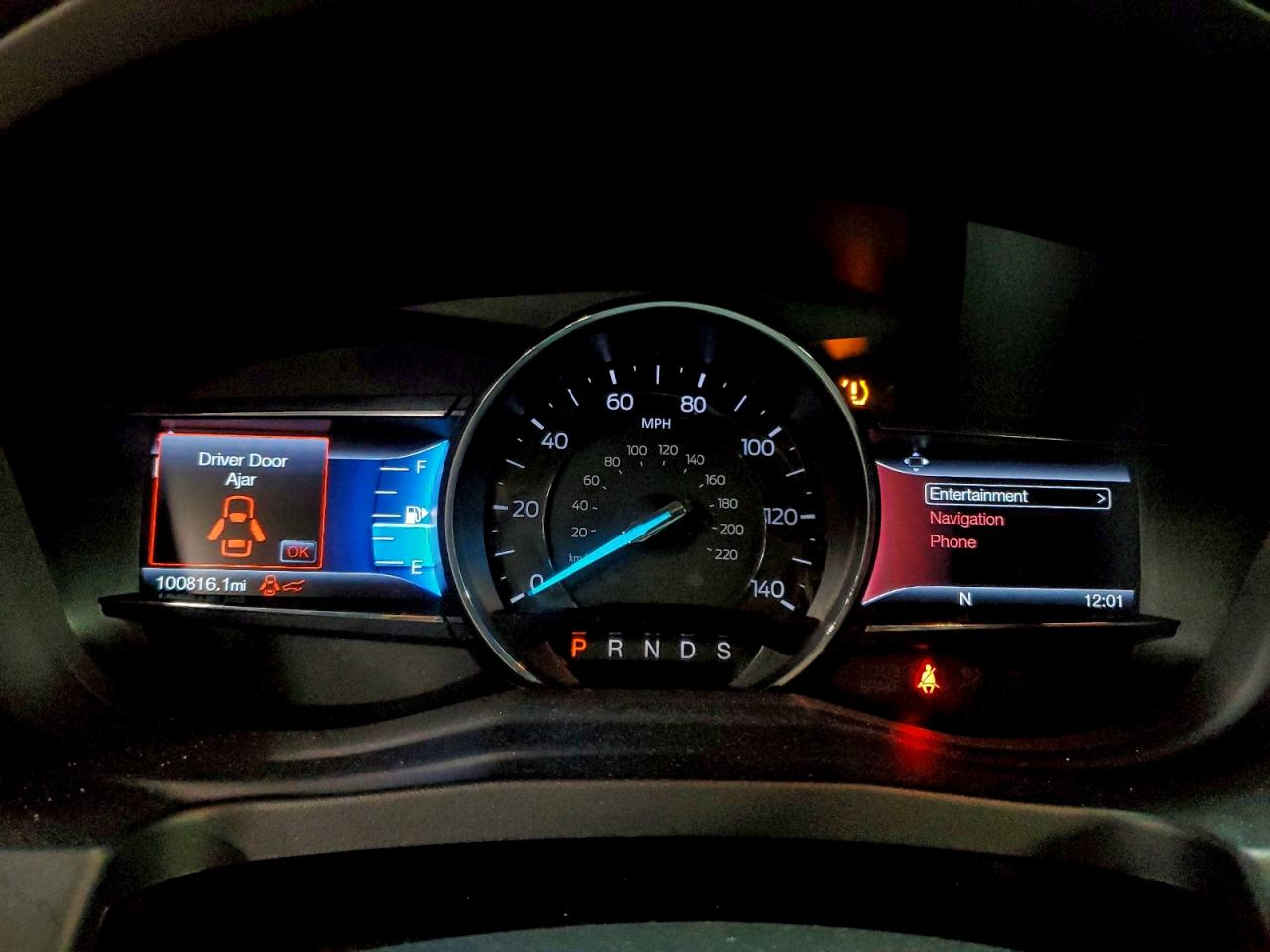 Ford Explorer Xlt Image 12