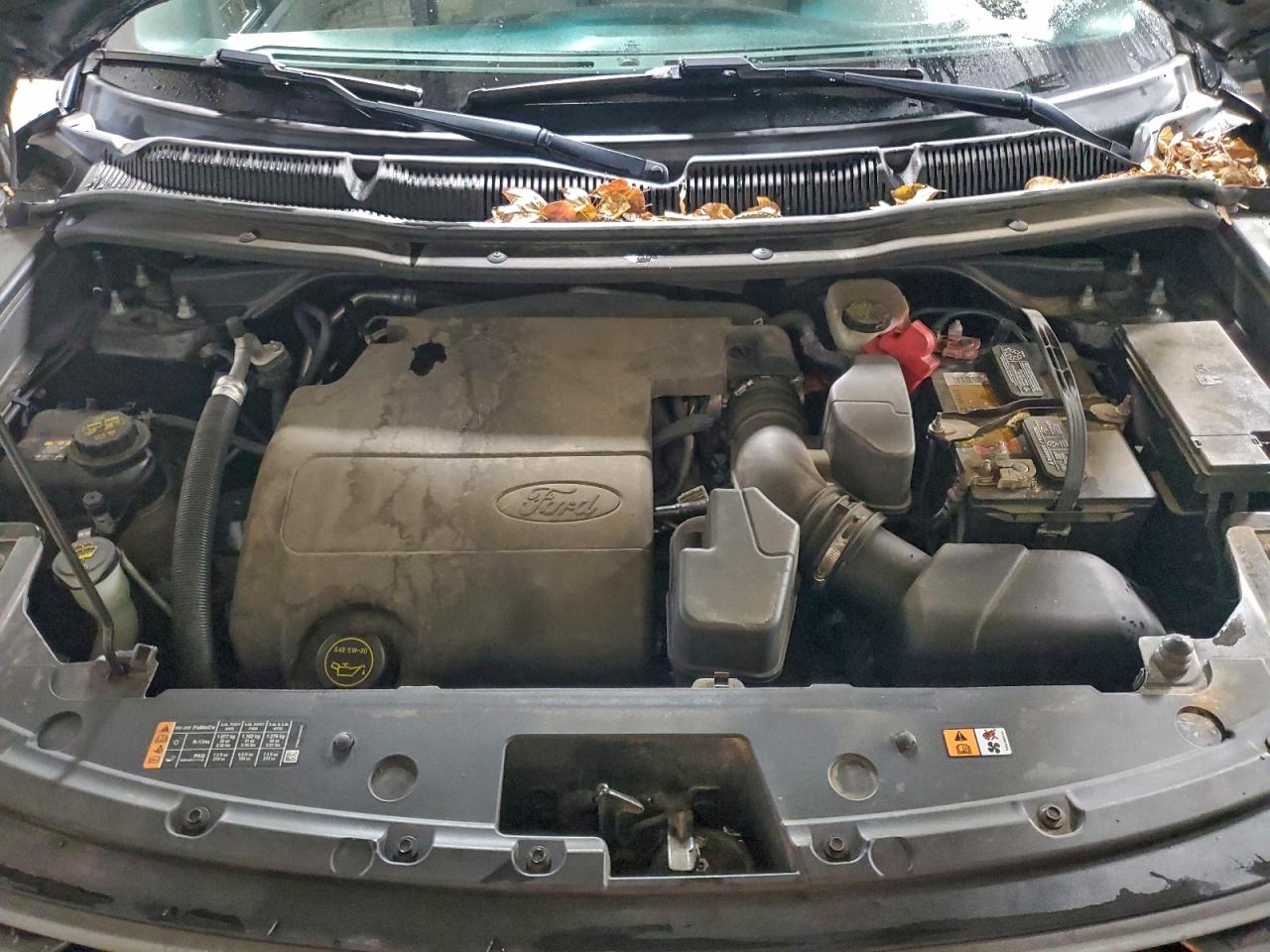 Ford Explorer Xlt Image 10