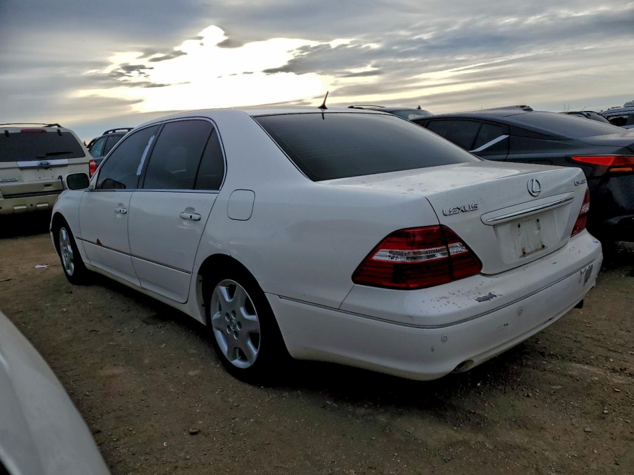 Lexus LS 430 Image 3
