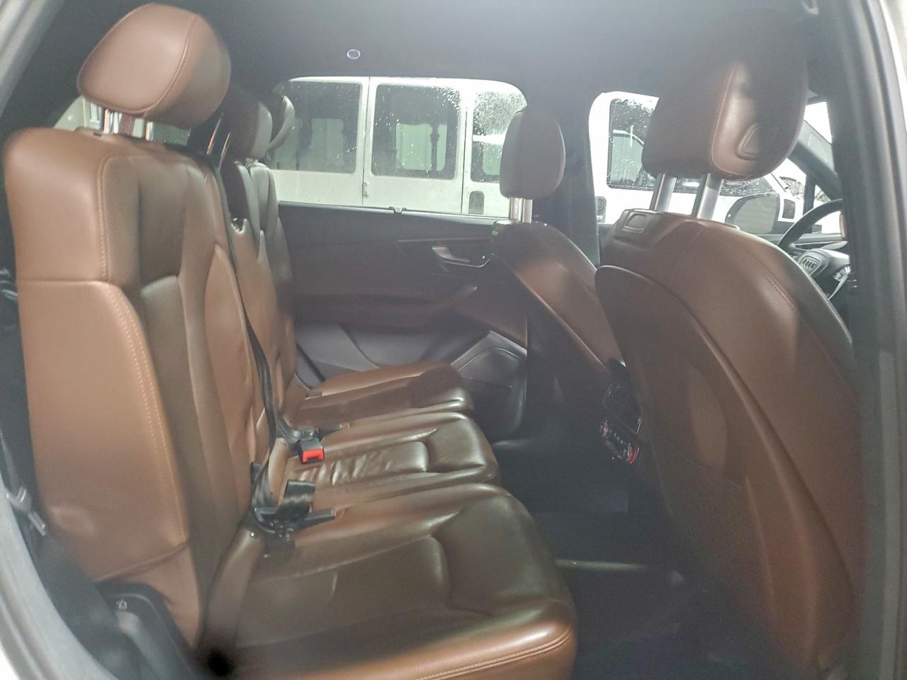 Audi Q7 Prestige Image 9