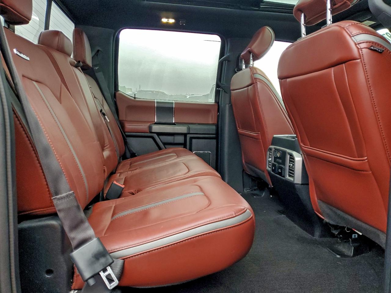 Ford F-150 Supercrew Image 6