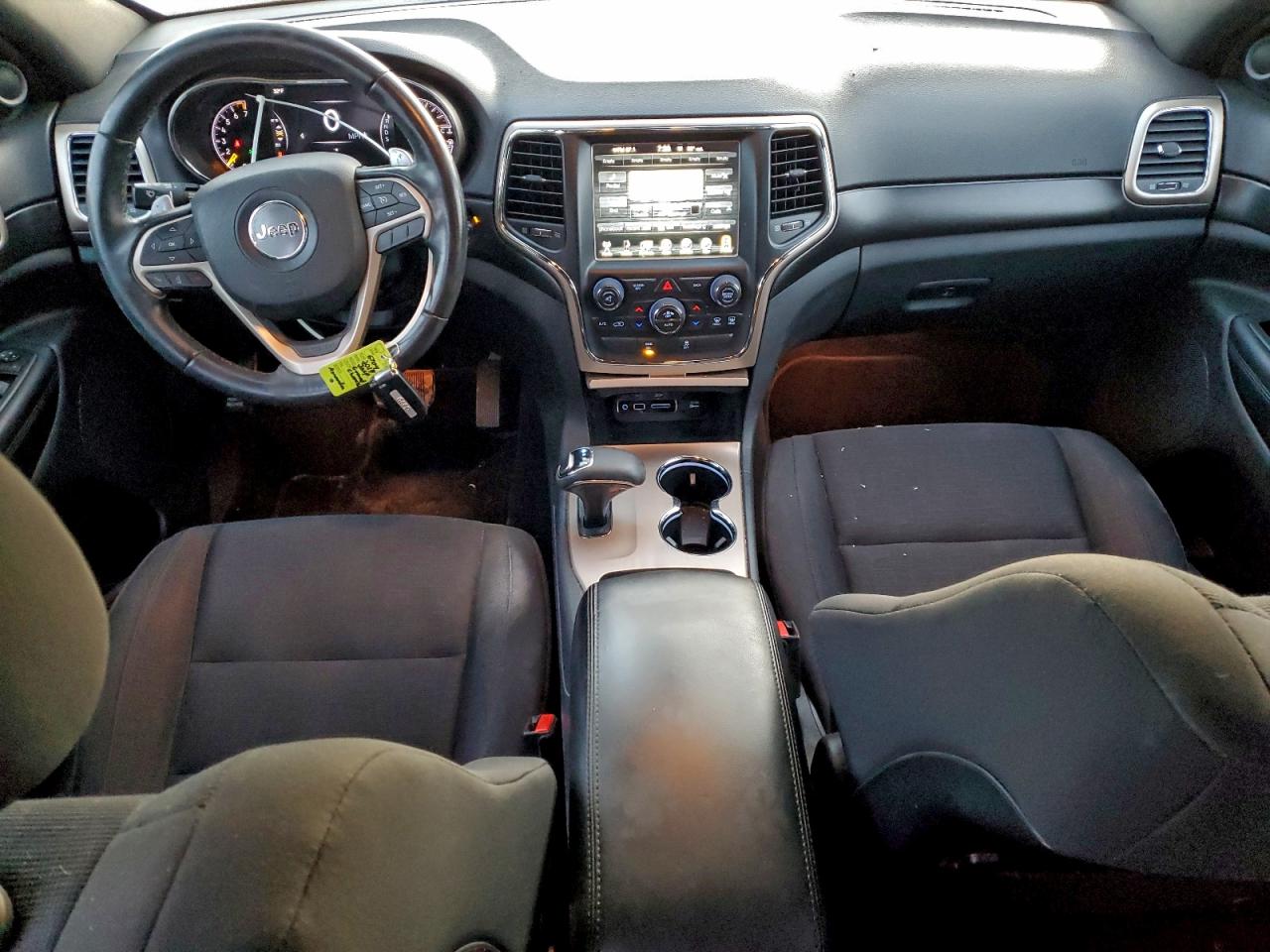 Jeep Grand Cherokee Laredo Image 8