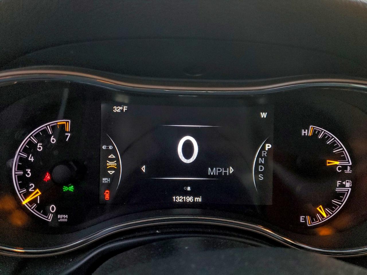 Jeep Grand Cherokee Laredo Image 11