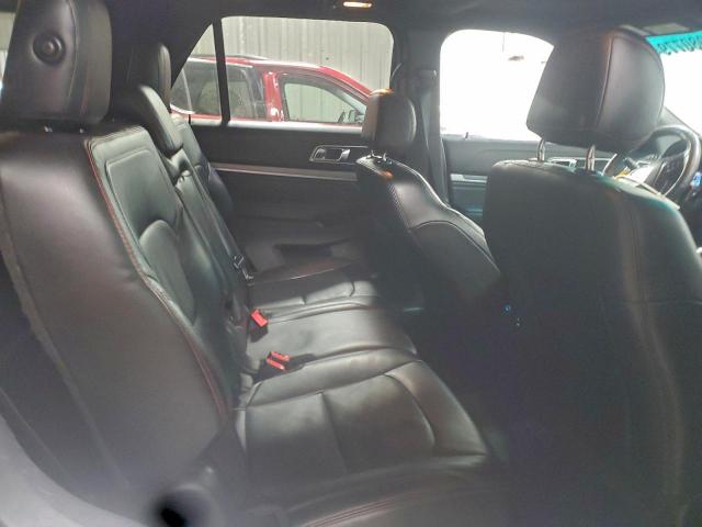 Ford Explorer Sport Image 10