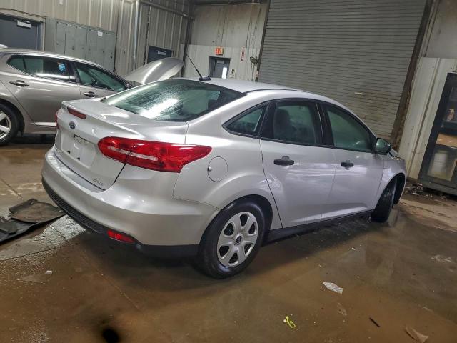 Ford Focus S Image 2