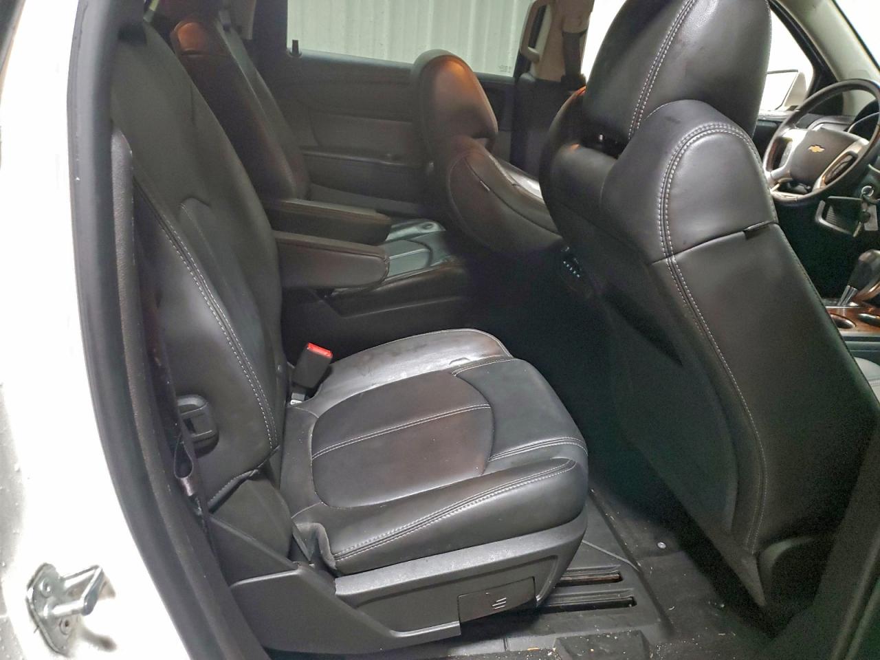 Chevrolet Traverse Lt Image 12