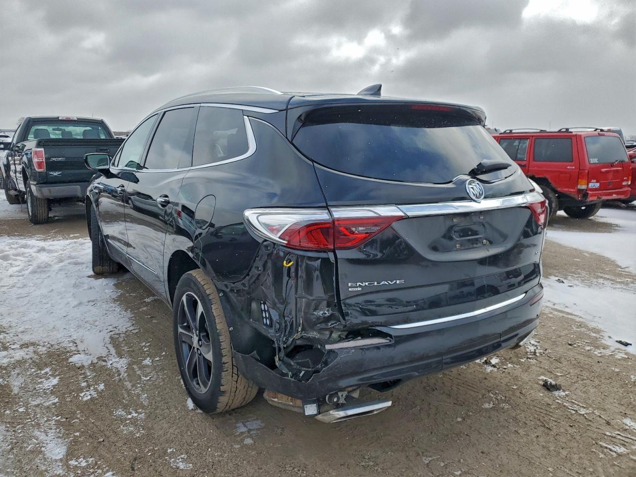 Buick Enclave Essence Image 10