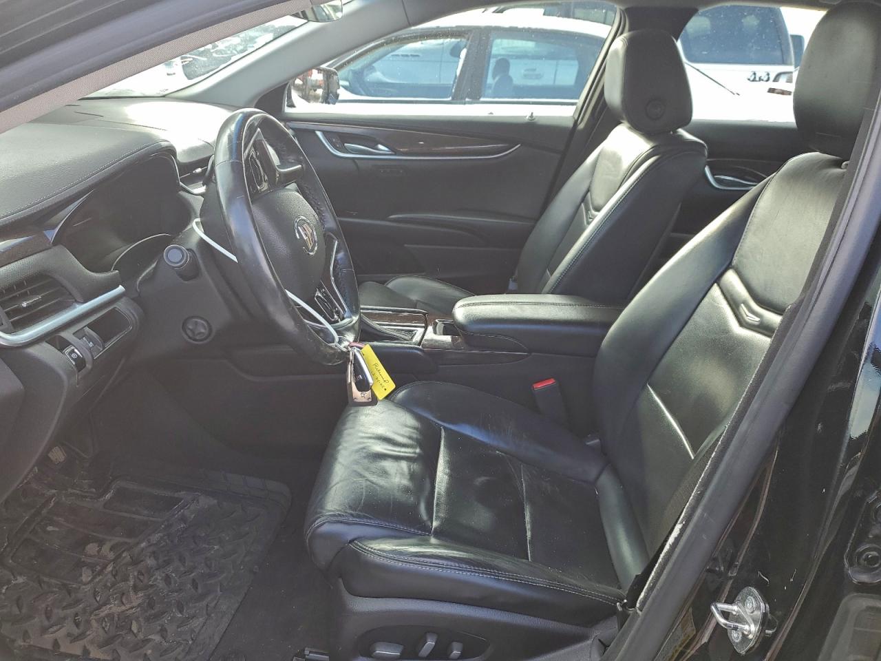 Cadillac XTS Luxury Collection Image 3