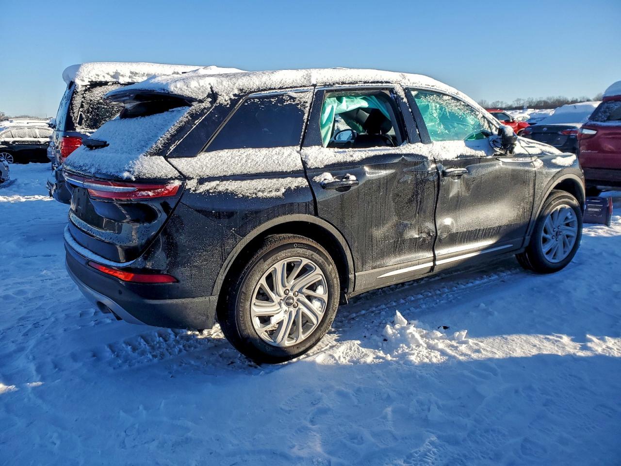 Lincoln Corsair Image 3