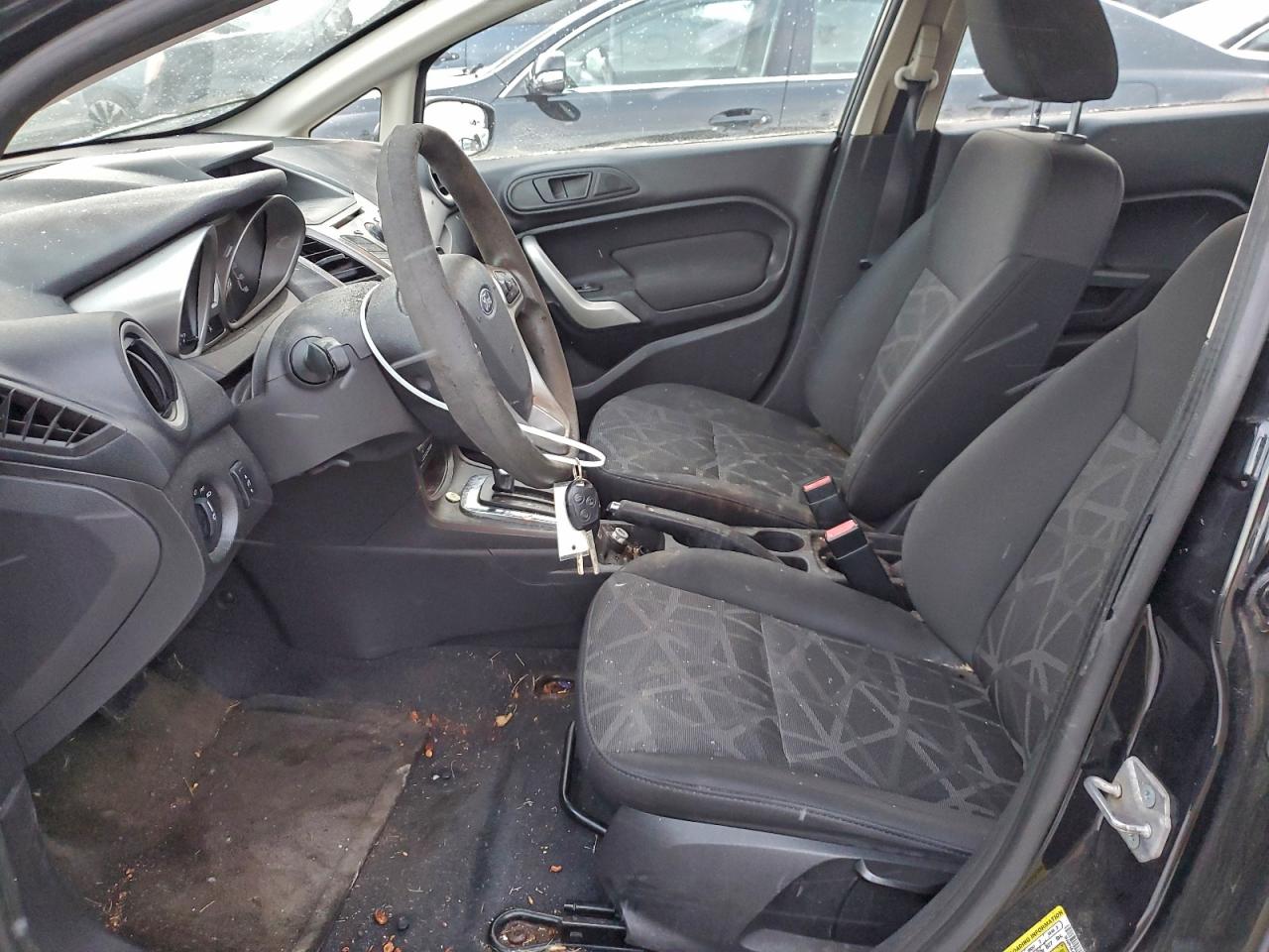 Ford Fiesta Se Image 9