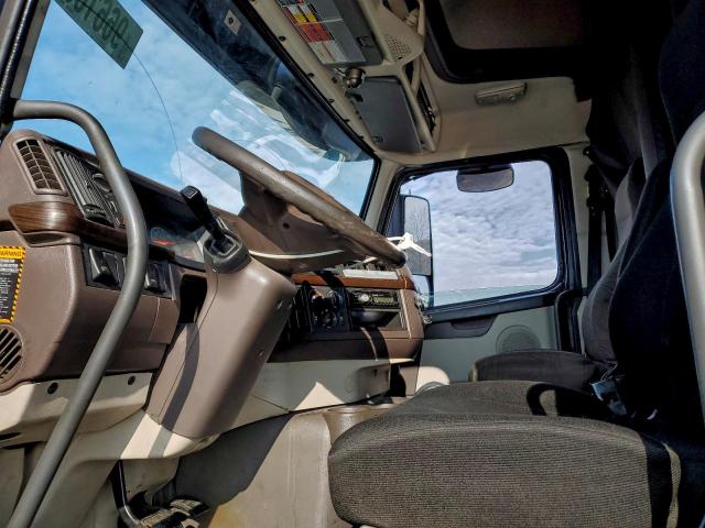 Volvo Vnm Vnm Image 8