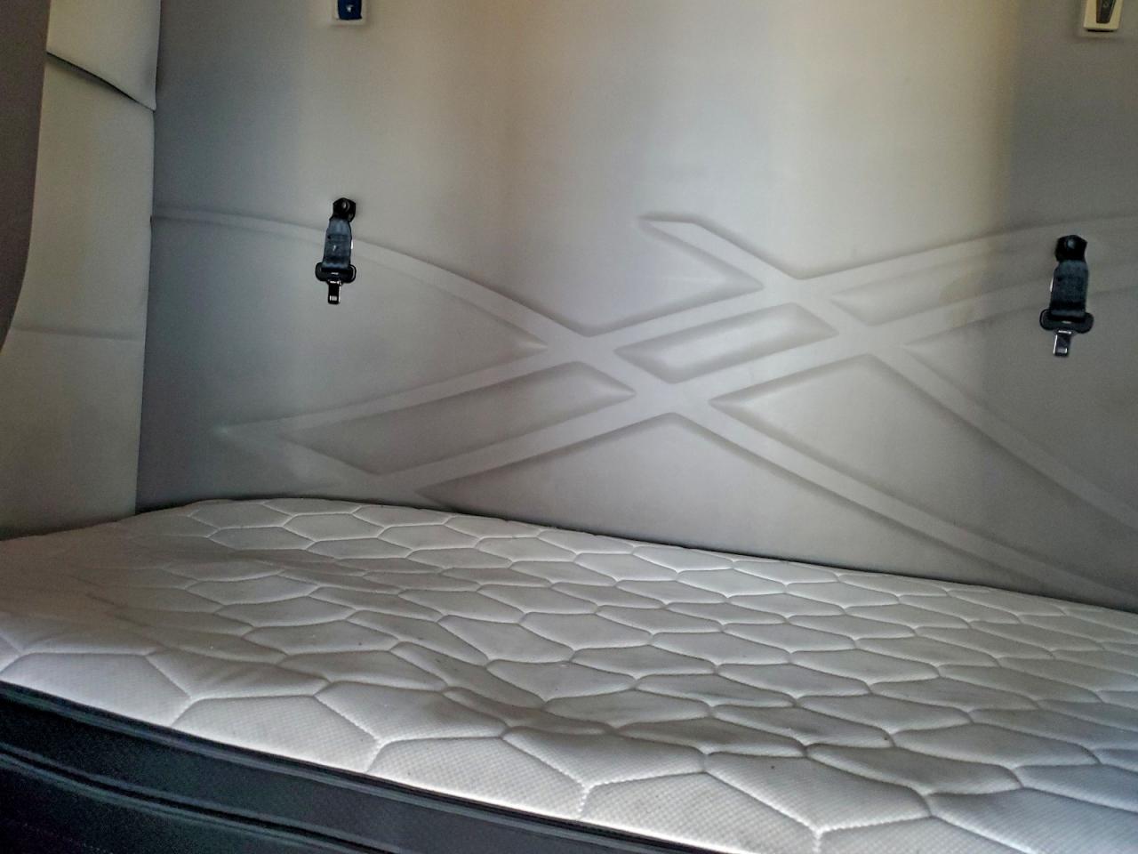 Volvo Vnm Vnm Image 3