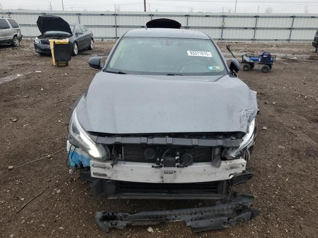 Nissan Altima Sr Image 4