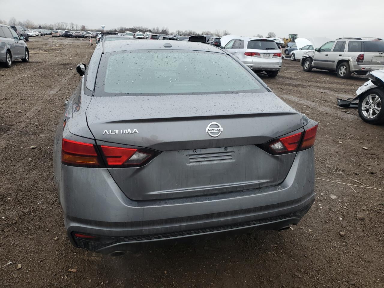 Nissan Altima Sr Image 10