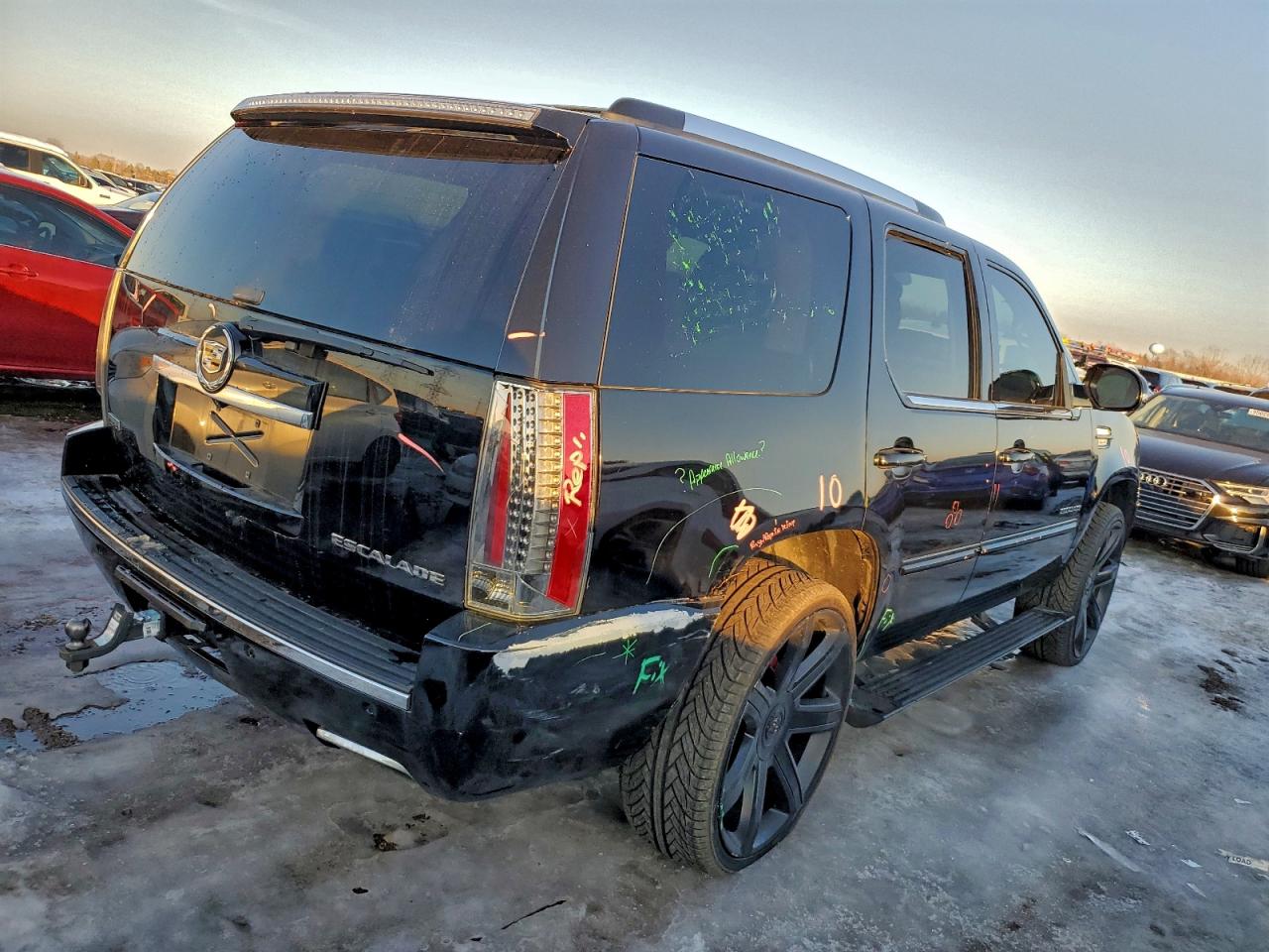 Cadillac Escalade Premium Image 2