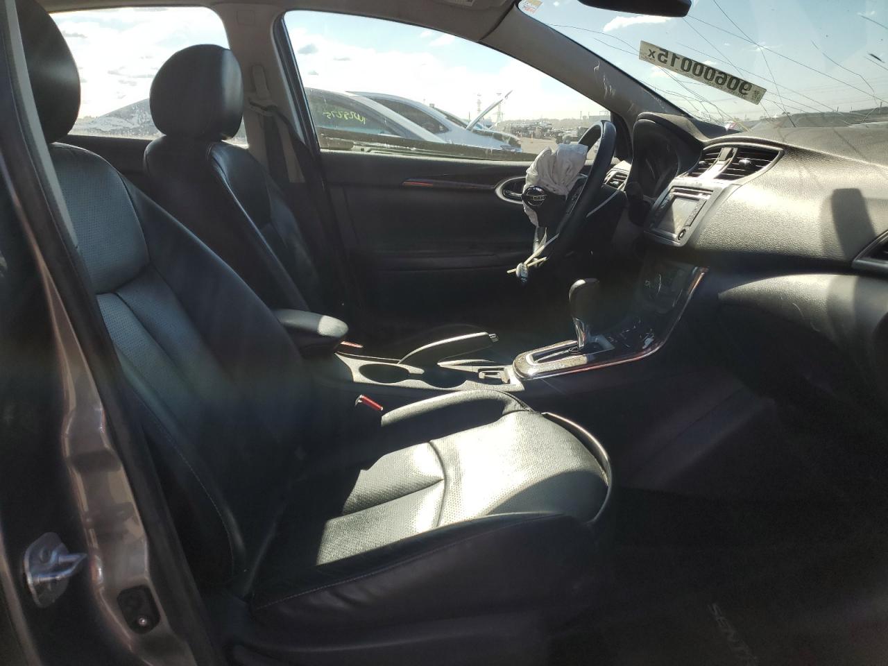 Nissan Sentra S Image 9