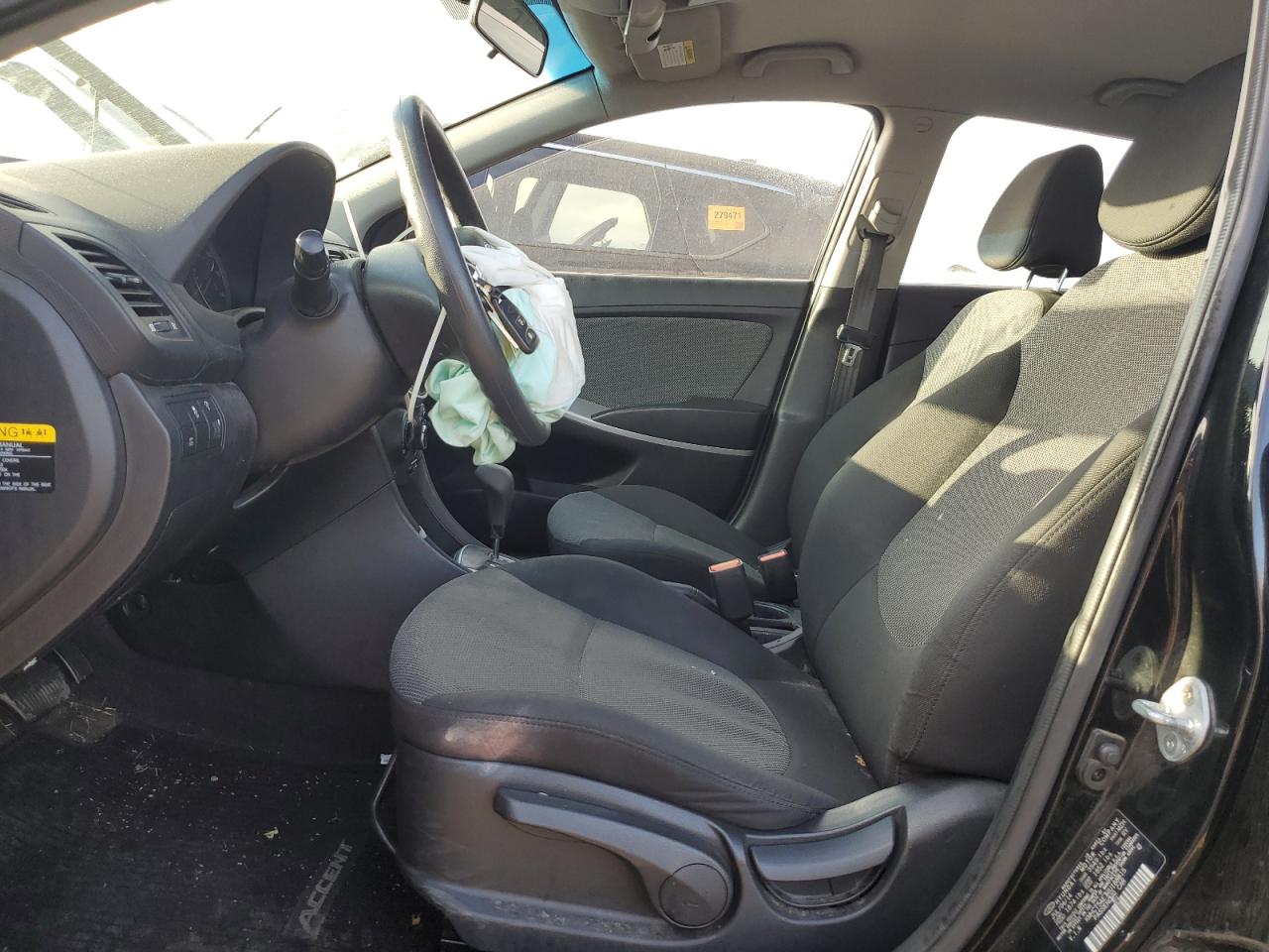 Hyundai ACCENT Gls Image 7