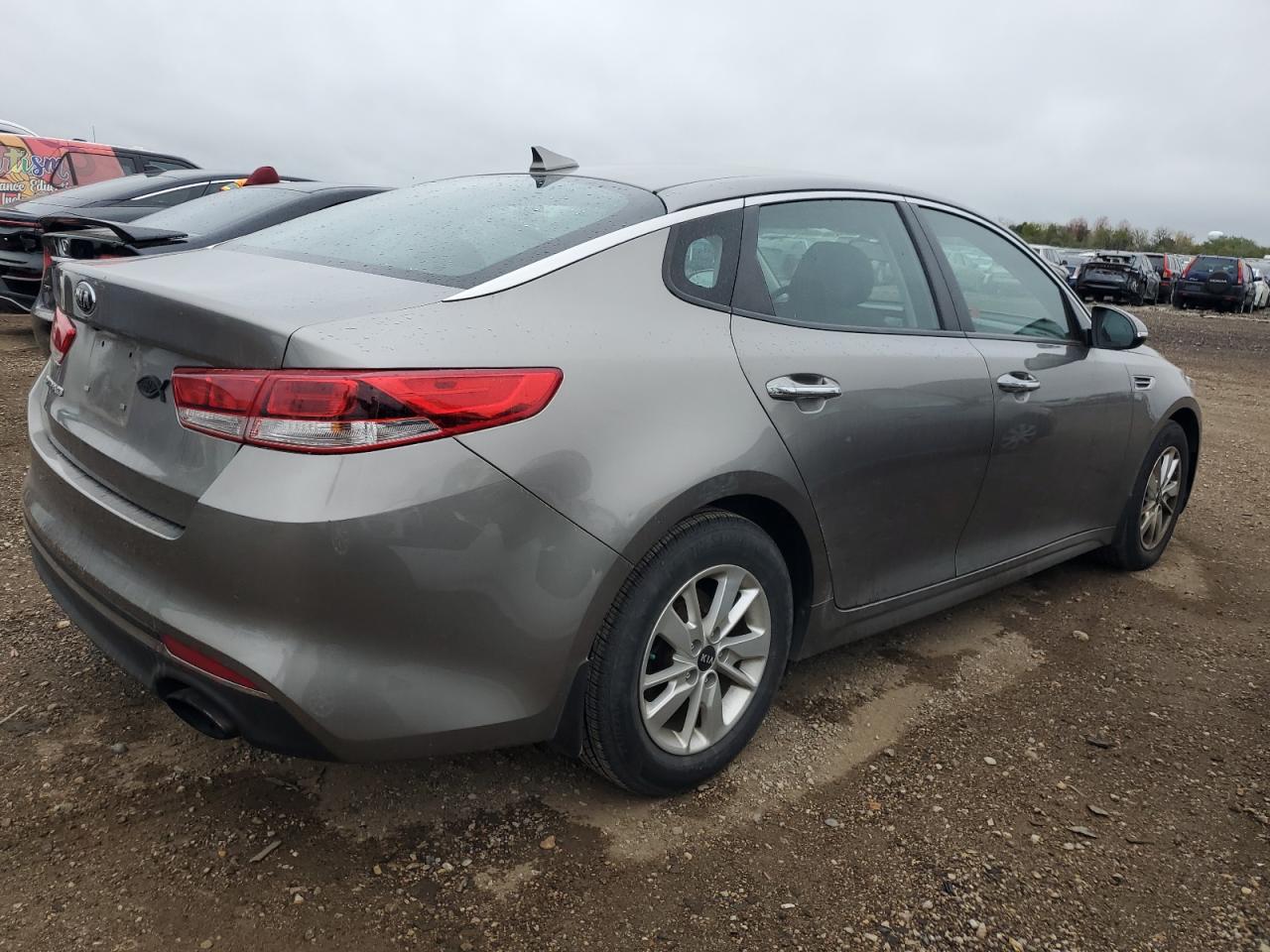 Kia Optima Lx Image 12