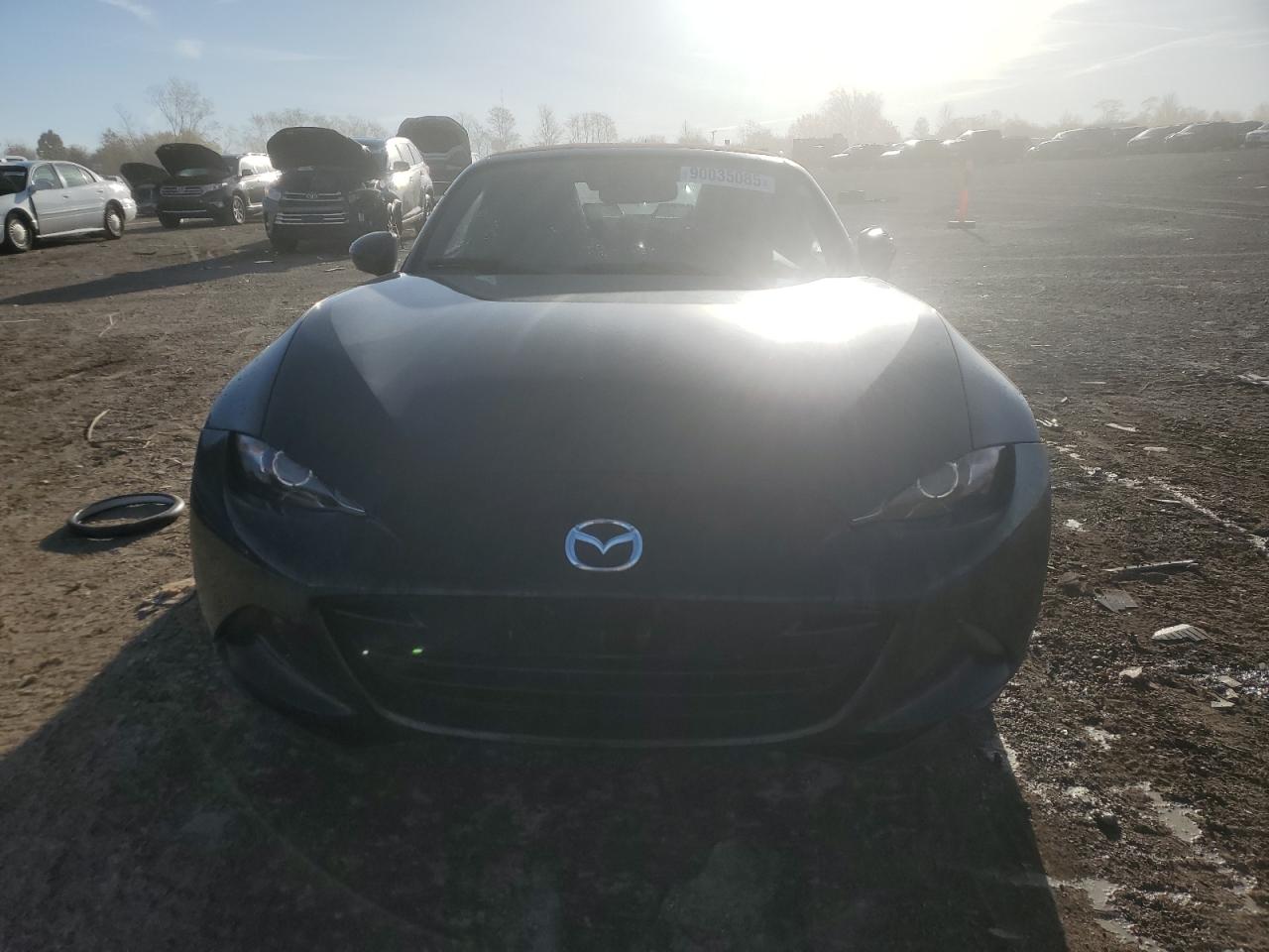 Mazda Mx5 Grand Touring Image 3