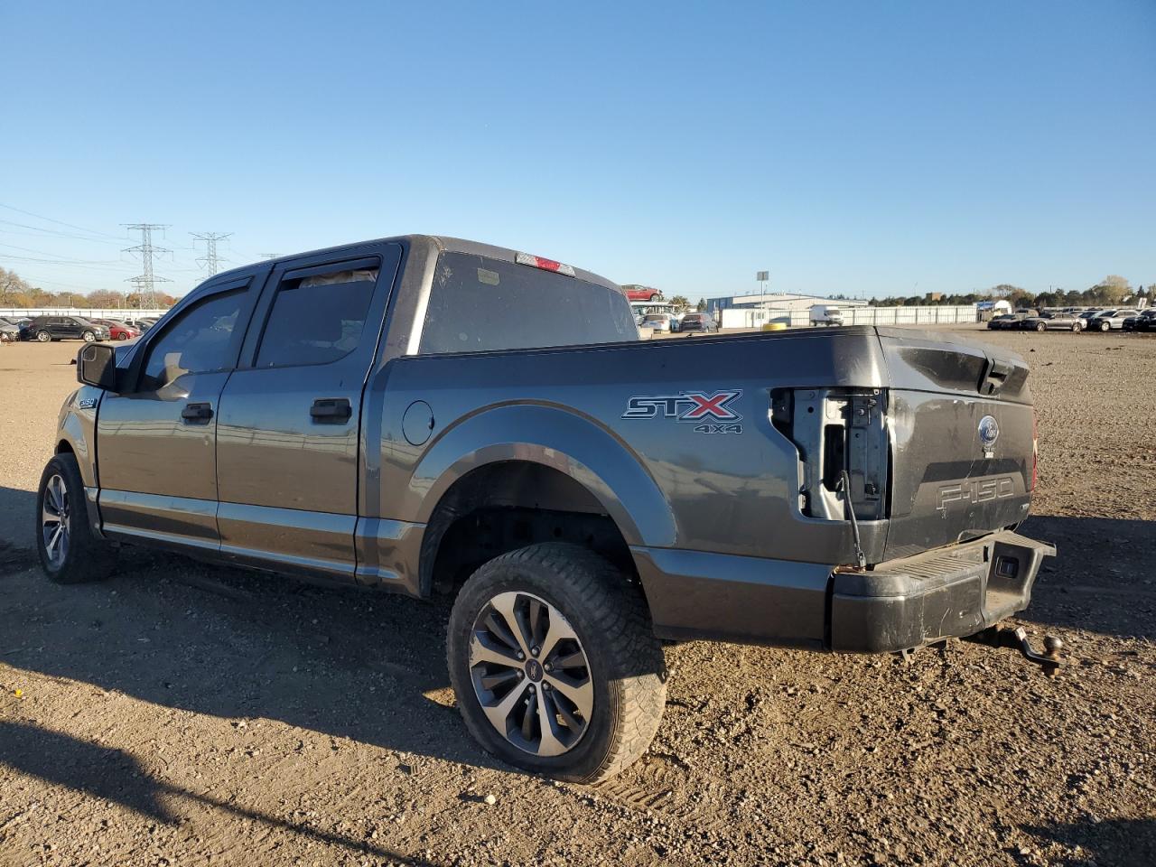 Ford F-150 Supercrew Image 3