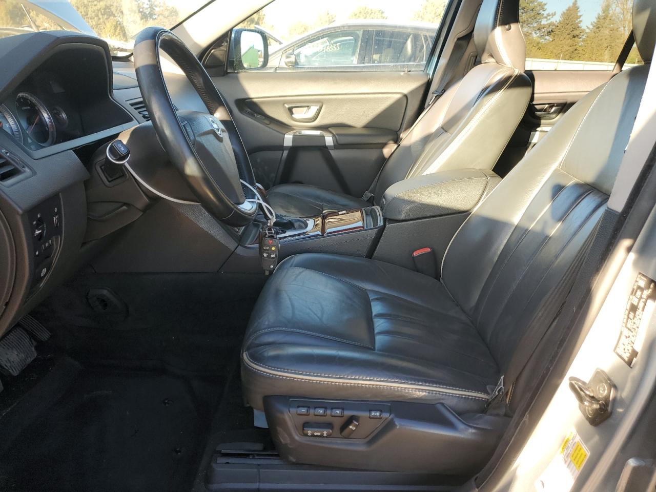 Volvo XC90 3.2 Image 11