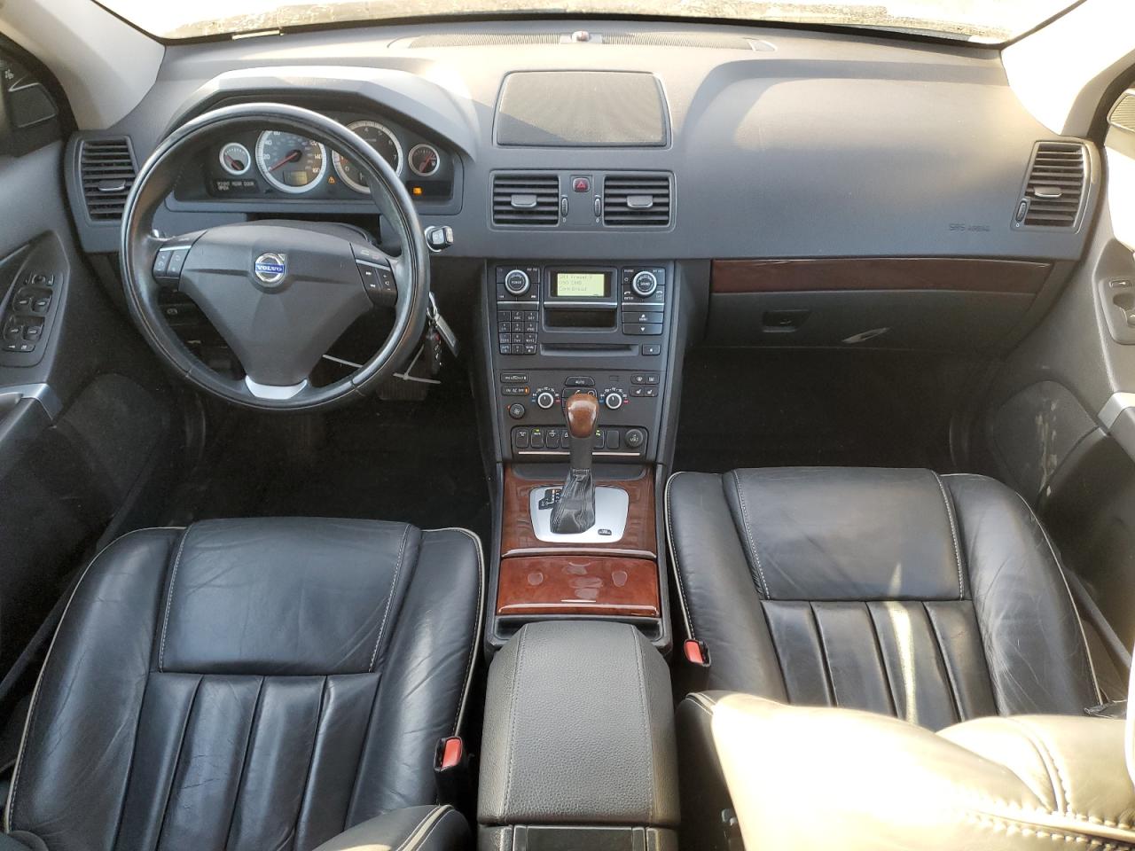 Volvo XC90 3.2 Image 6