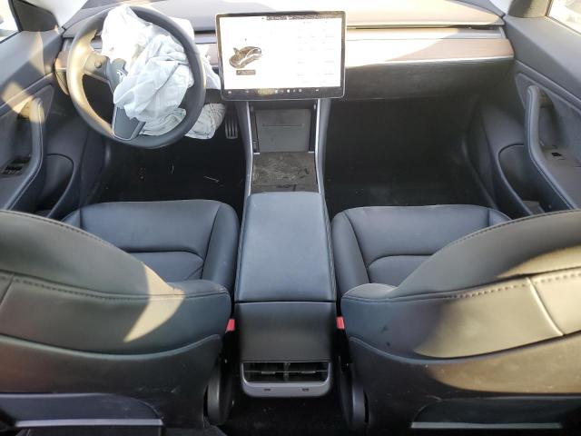 Tesla Model 3 Image 9