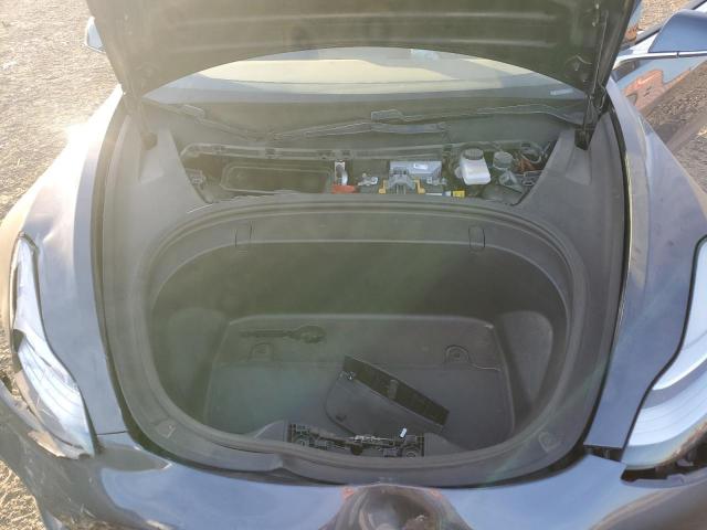 Tesla Model 3 Image 6