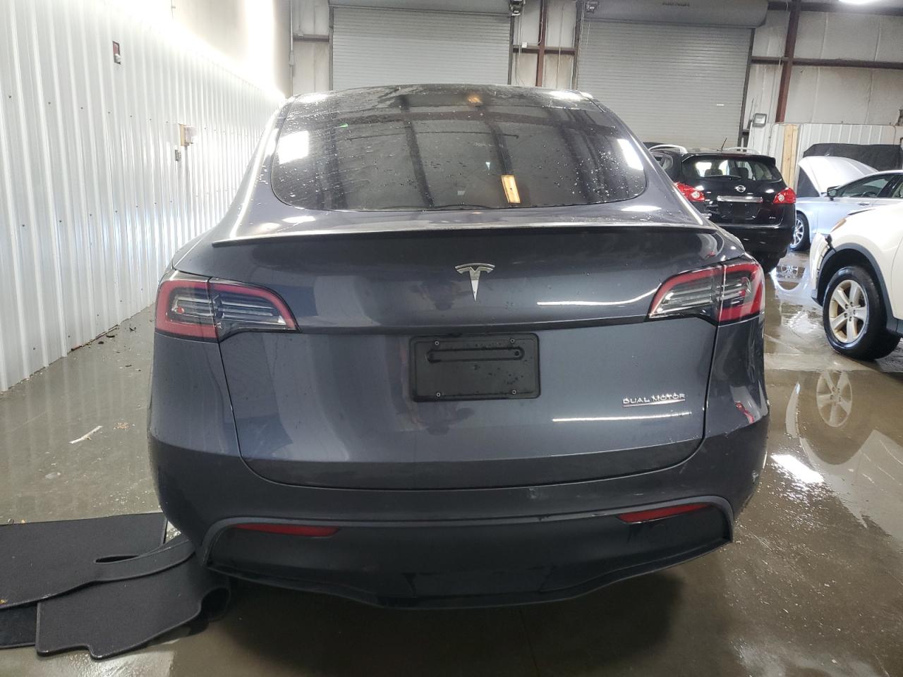 Tesla Model Y Image 10