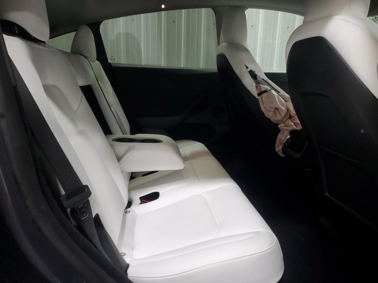 Tesla Model Y Image 5