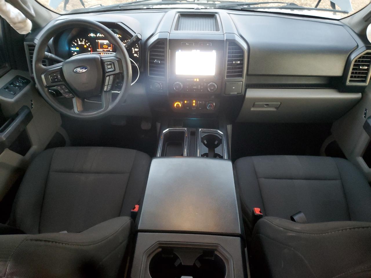 Ford F-150 Supercrew Image 10