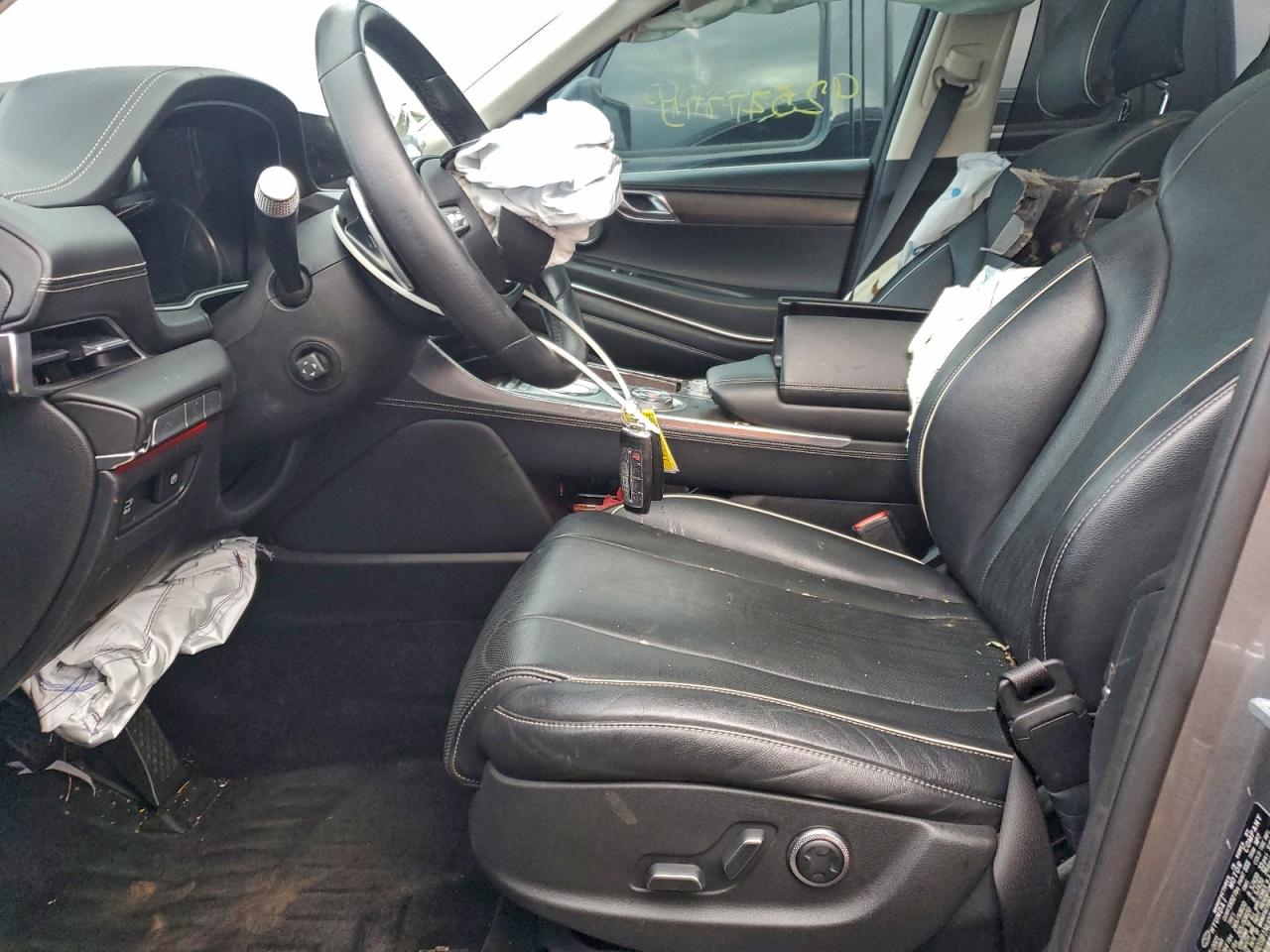 Genesis GV80 Base Image 3