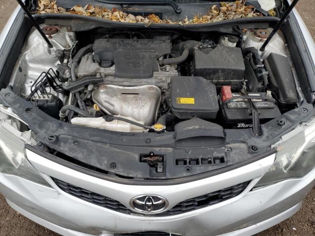 Toyota Camry L Image 10