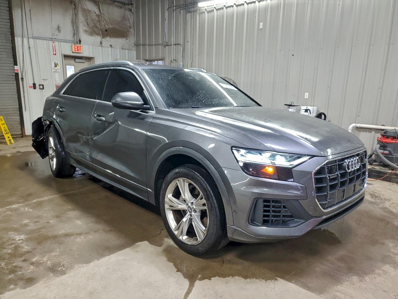 Audi Q8 Premium Plus Image 10