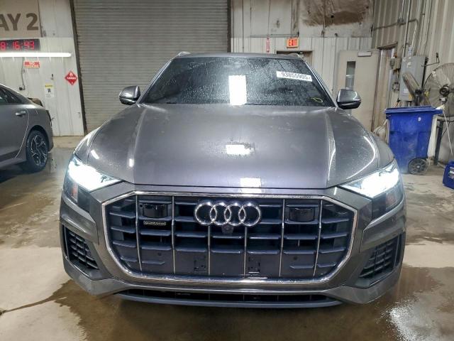 Audi Q8 Premium Plus Image 3