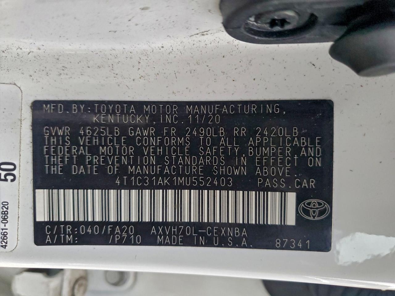 Toyota Camry Le Image 13