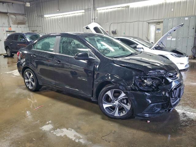 Chevrolet Sonic Premier Image 3