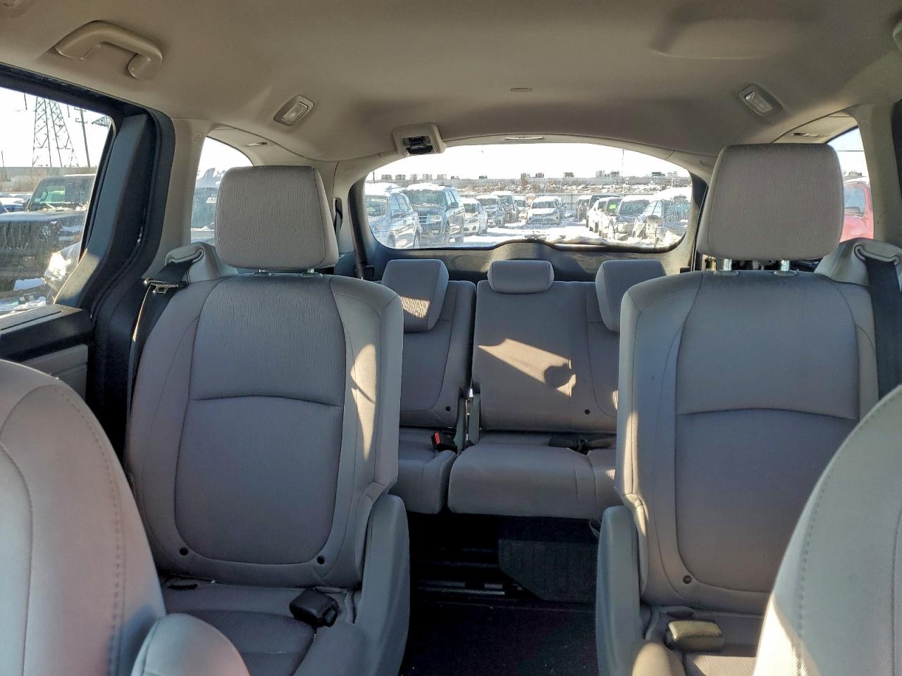 Honda Odyssey Lx Image 14