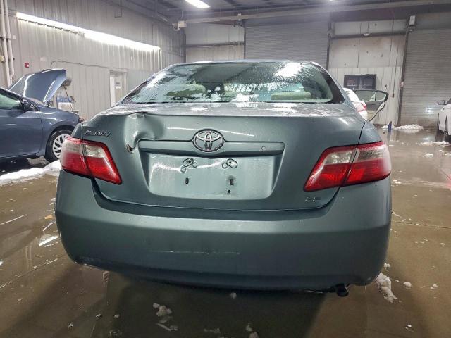 Toyota Camry Ce Image 12