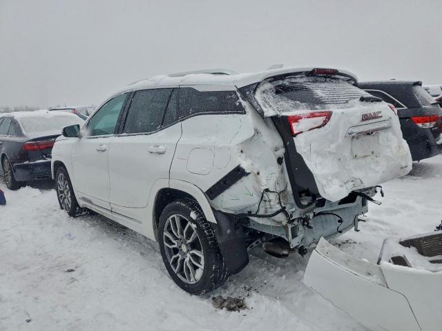 GMC Terrain Denali Image 12