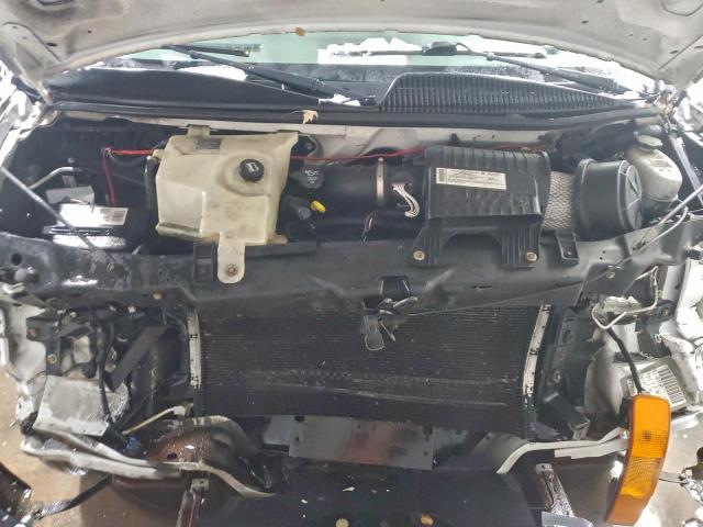 Chevrolet Express Image 10