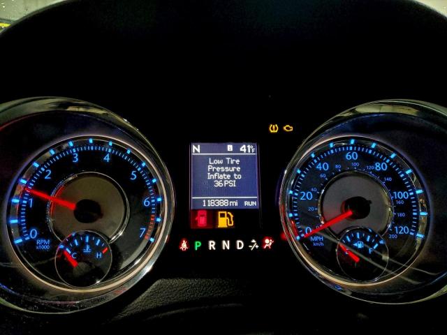 Chrysler Minivan Touring Image 13