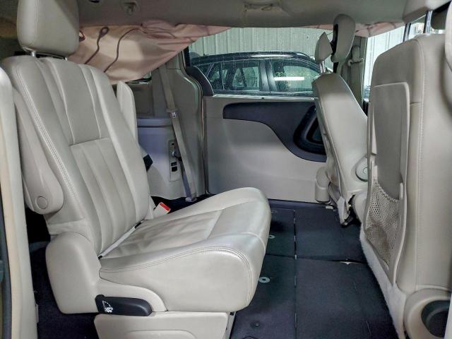 Chrysler Minivan Touring Image 7