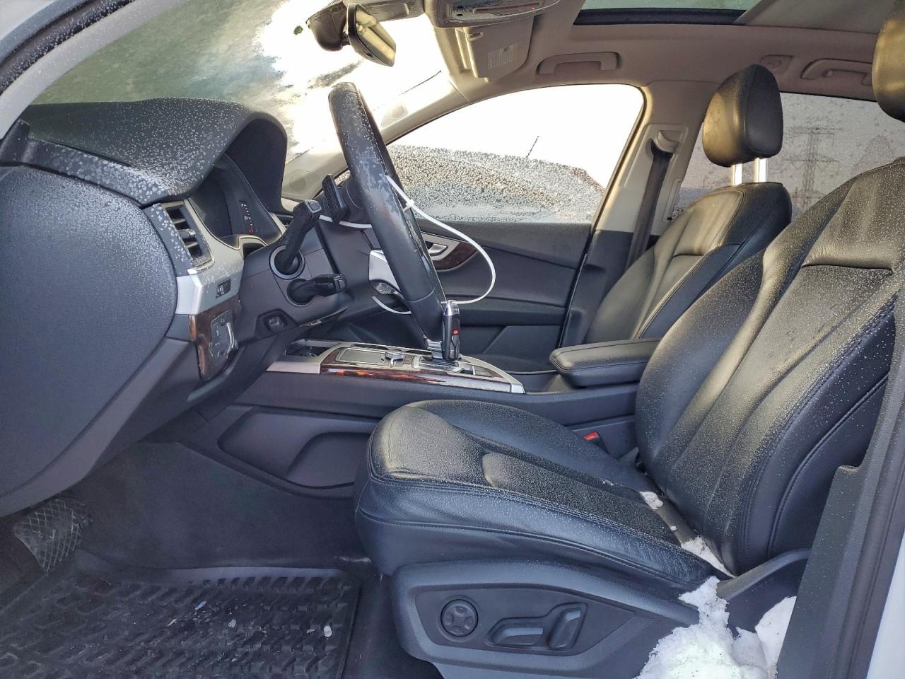 Audi Q7 Premium Plus Image 9