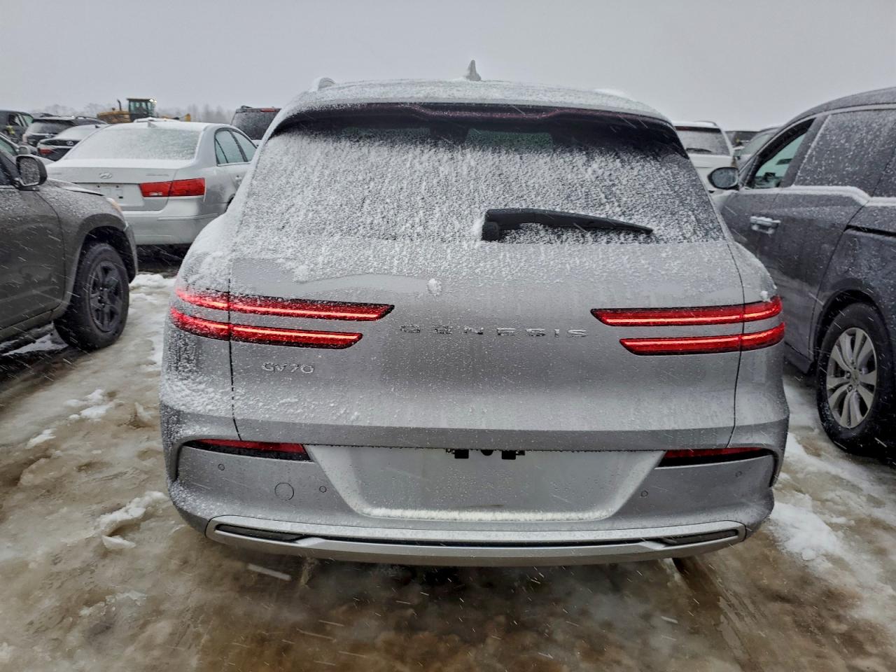 Genesis Gv70 Base Base Image 4