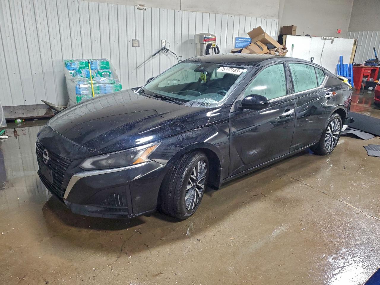 Nissan Altima Sv Image 1